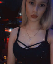 Seductress Lika on Karon, 21